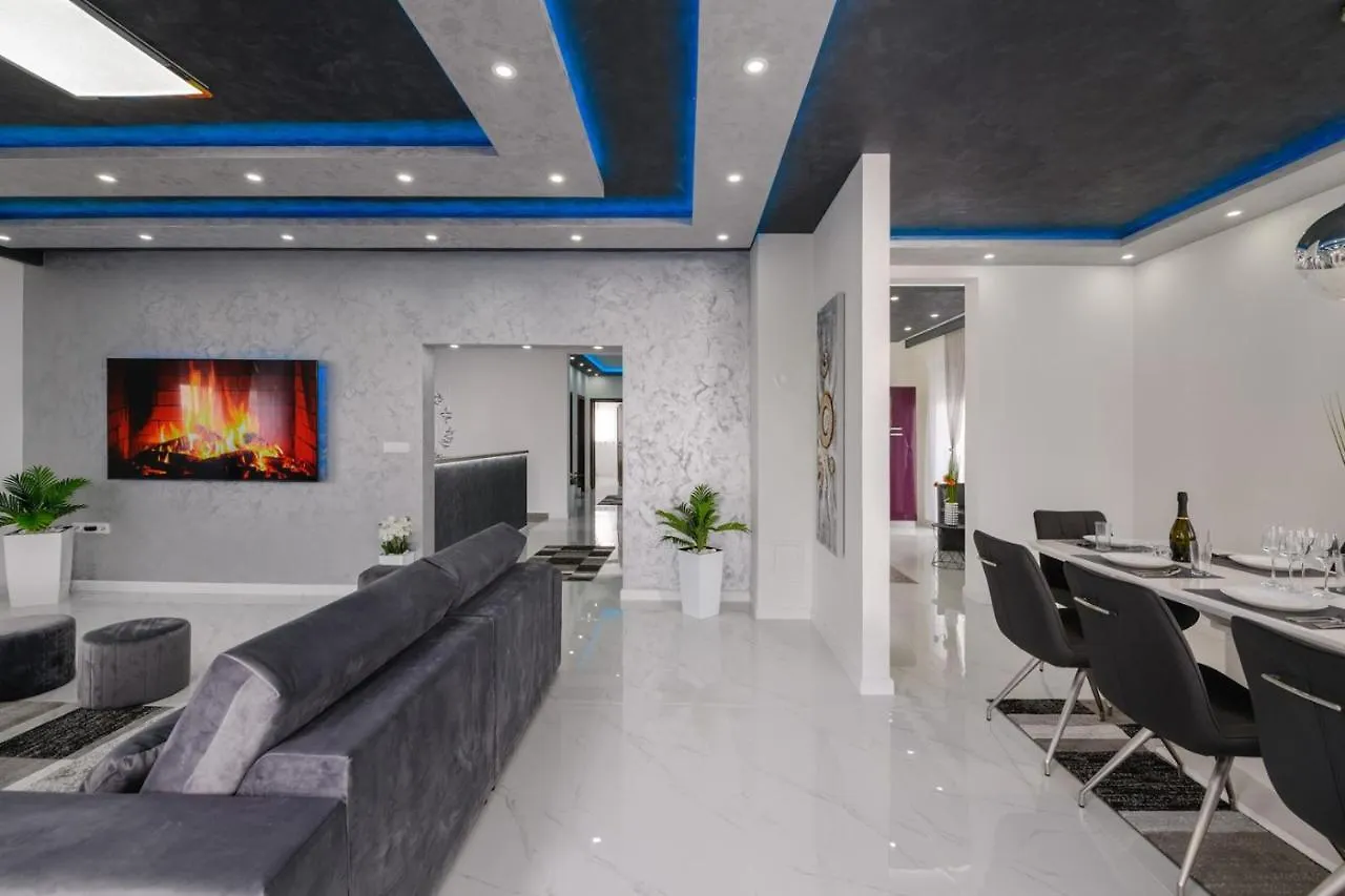 Complex Villa White Pula