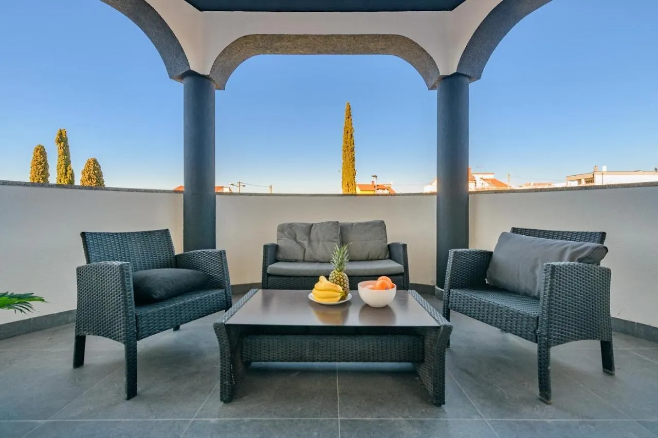 פולה Complex Villa White קרואטיה