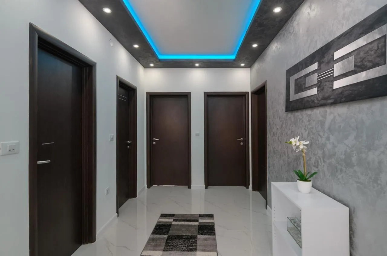 Complex Villa White Pula Guest house