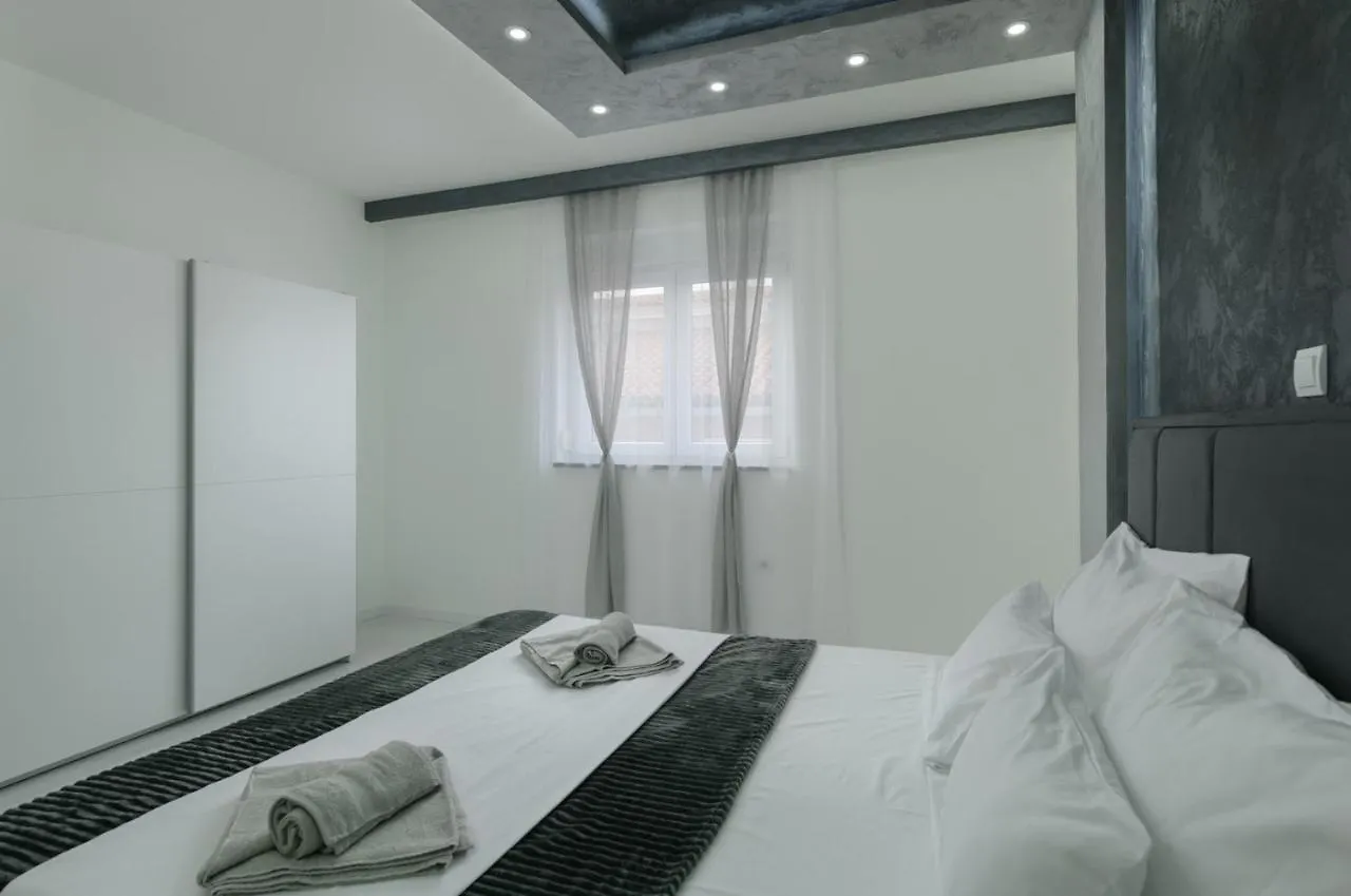 פולה Complex Villa White בית הארחה